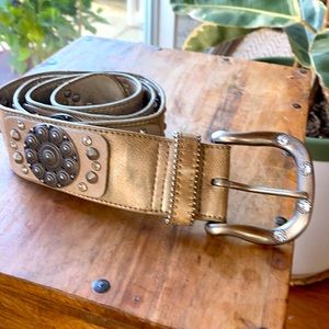 Kathy Van Zeeland Womans Belt